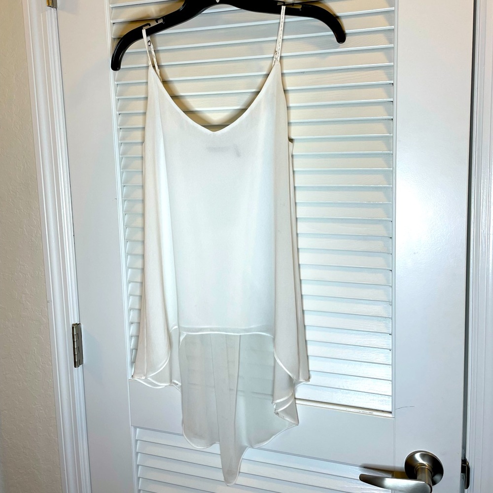 MARCIANO BLOUSE TANK WHITE, LONGER IN THE BACK SIZE XS